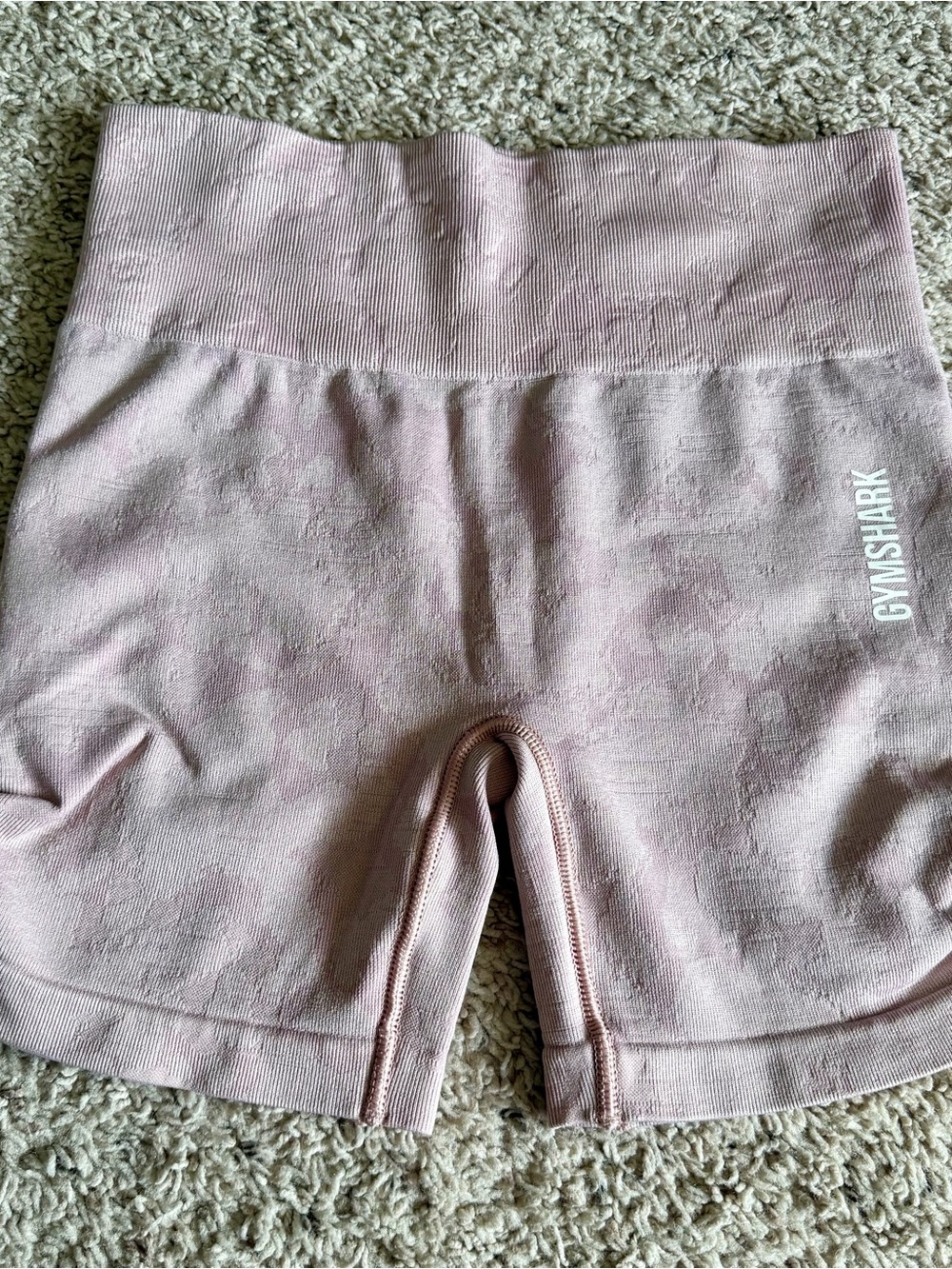 Gymshark Women’s XS Pink Seamless Camo Biker Shorts